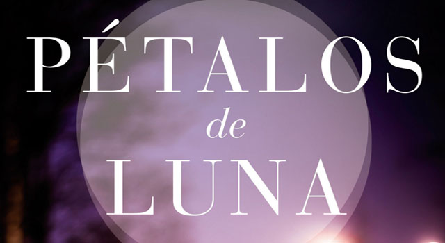 Pétalos de luna, de María Clau, en Casa del Libro de Zaragoza