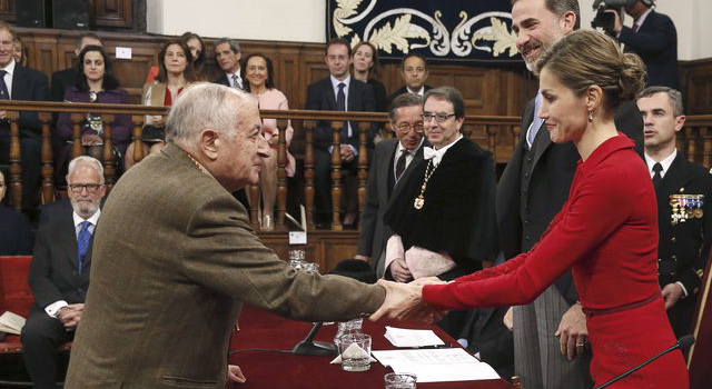 Juan Goytisolo recibe el Premio Cervantes 2014